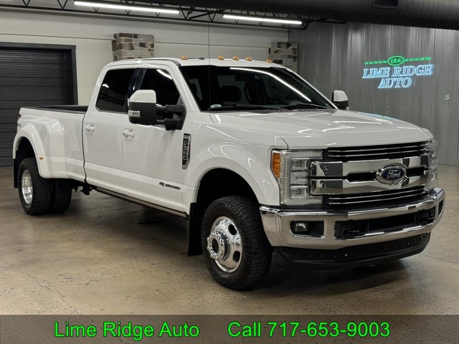 2017 Ford F-350 Lariat 4x4 Crew Cab 8' Box DRW's photo