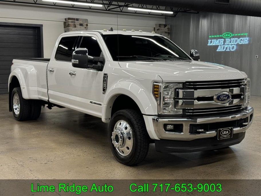 2019 Ford F-450 Lariat 4x4 Crew Cab 8' Box DRW's photo