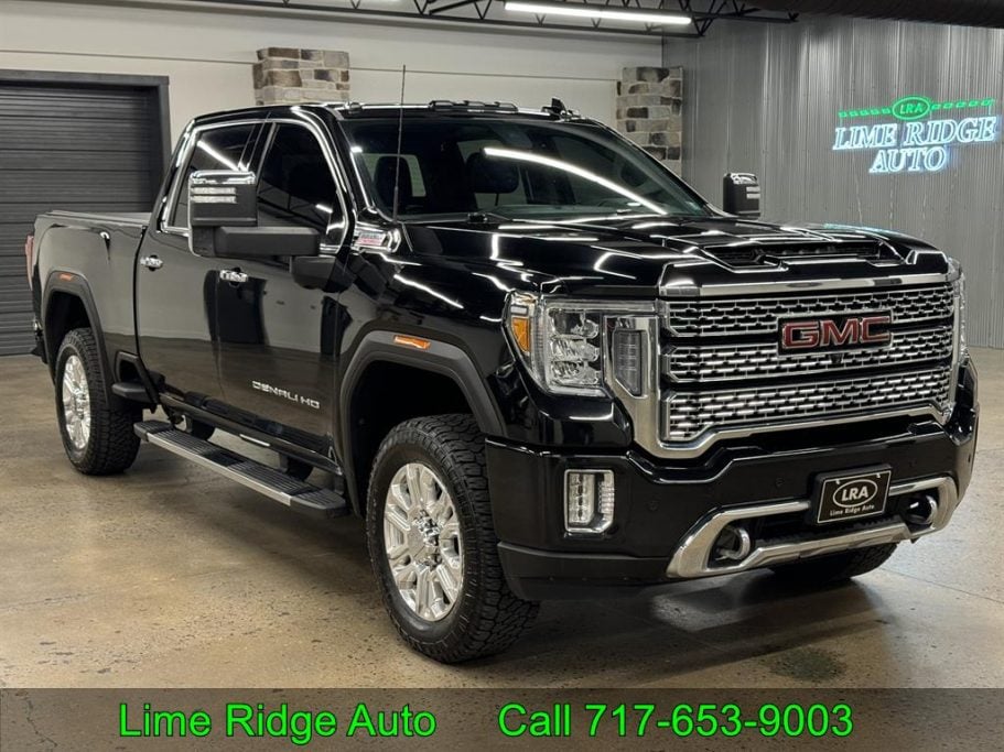2022 GMC Sierra 4WD Crew Cab Standard Box Denali's photo